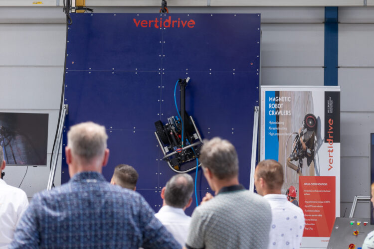 Vertidrive Robot Technotron