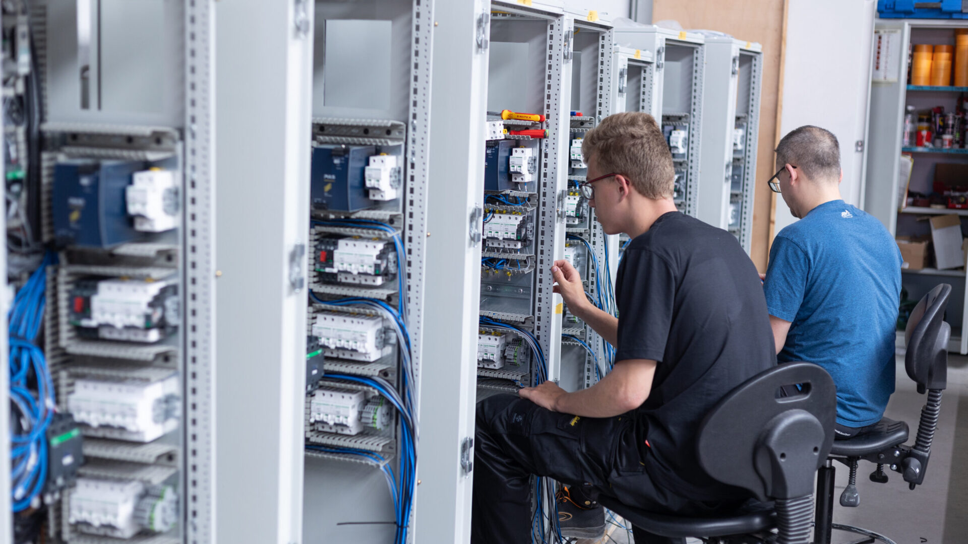Technotron control panel paneelbouw