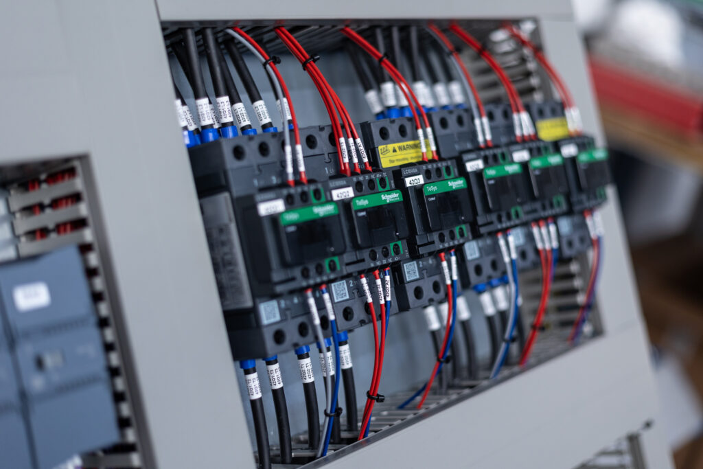 Technotron control panel paneelbouw
