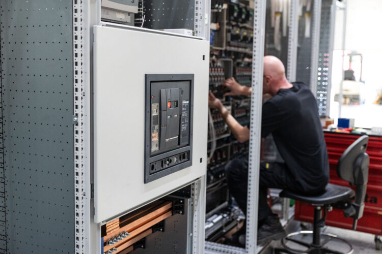Technotron besturingskast elektrotechniek paneelbouw